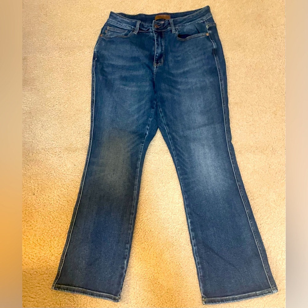 NWOT Judy Blue bootleg Jeans